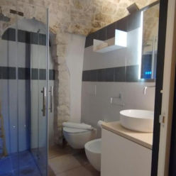 Dettagli di lusso nella camera di Cà Giò a Ostuni, Puglia